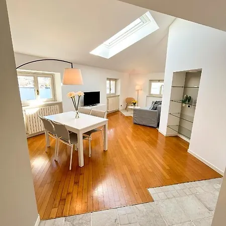 Lägenhet Casa Di Gio - Comfy Attic Malgrate